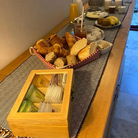 Les Eaux Vives Affittacamere 3*