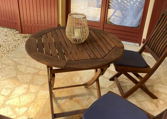 Casa de hóspedes Les Eaux Vives 3*