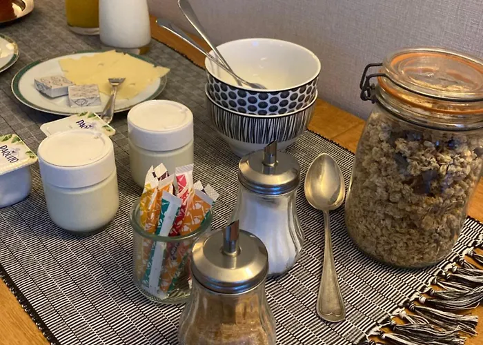 Casa de hóspedes Les Eaux Vives 3*